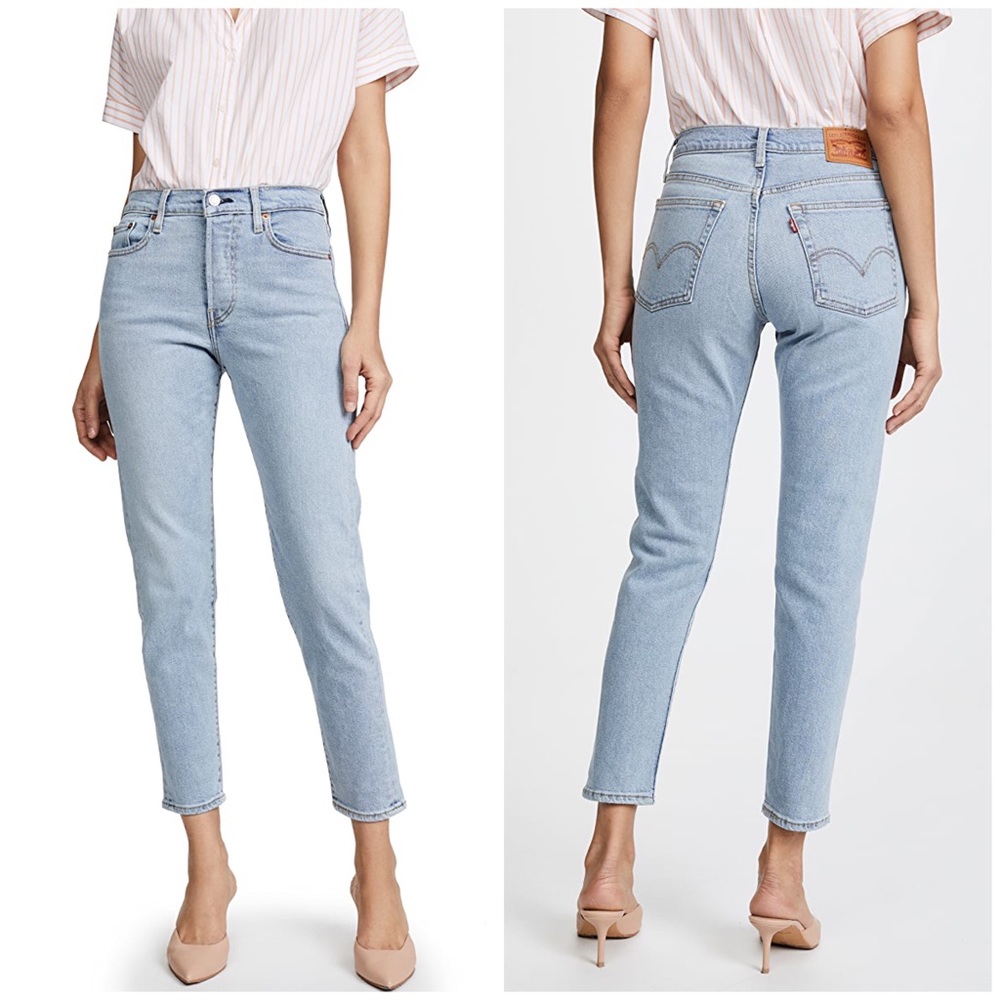 LEVIS Light Wash Wedgie Icon Ankle Skinny Jeans